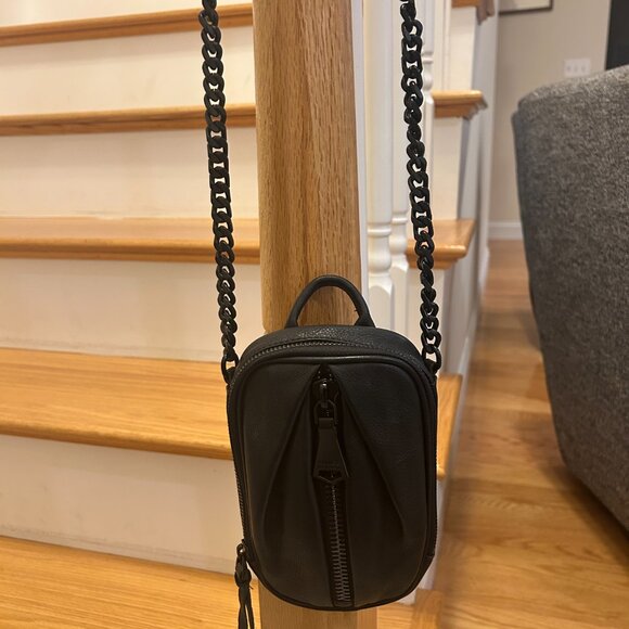 Aimee Kestenberg Tamitha Phone Pouch Crossbody Bag Black Leather VERY GOOD! - Picture 4 of 13